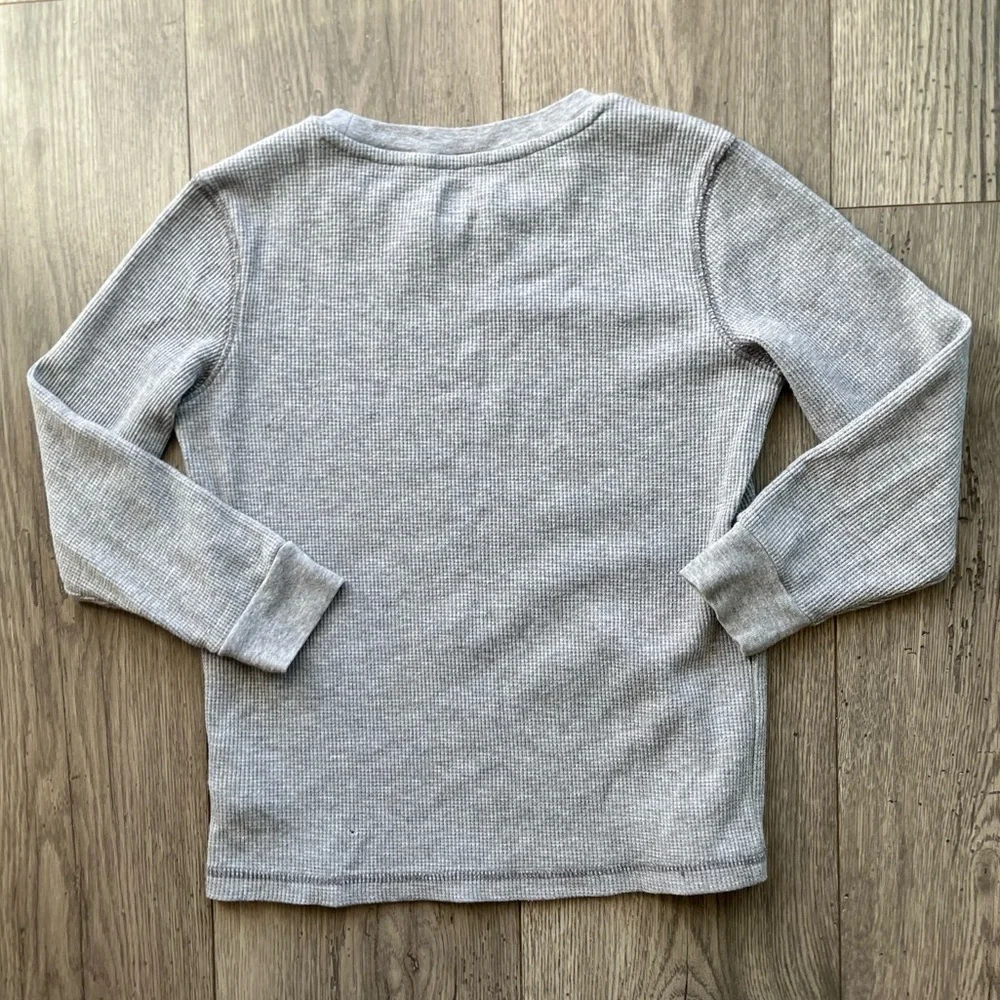 Old Navy Boy Long Sleeve Waffle Knit Solid Medium Heather Gray Size Small 6/7